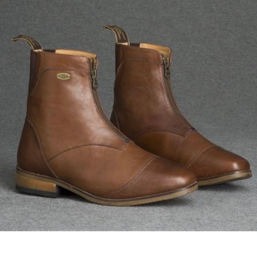 LOOKINGfor Mountain Horse Sovereign Paddock Boots